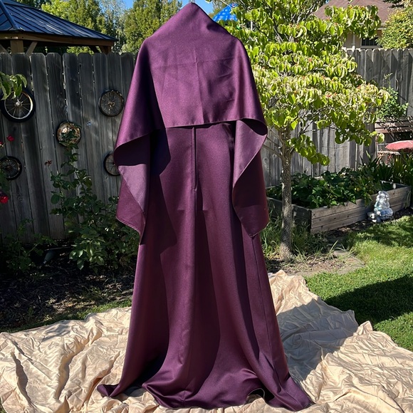NWOT Jordan Maxi Evening Gown- Purple satin/rhinestone straps/ shawl Sz 6 - Picture 7 of 11